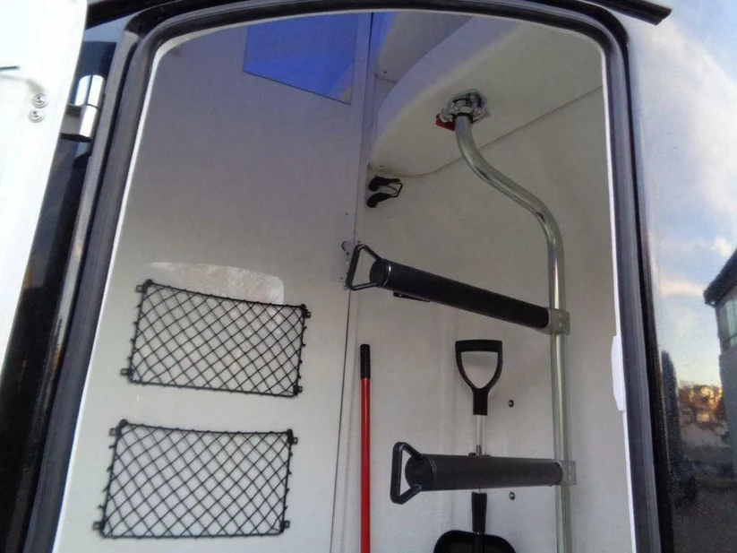 Remorque van pour 2 chevaux à double essieu josso-sarl-electro